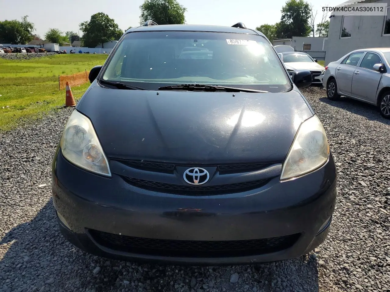 2010 Toyota Sienna Xle VIN: 5TDYK4CC4AS306112 Lot: 85976065
