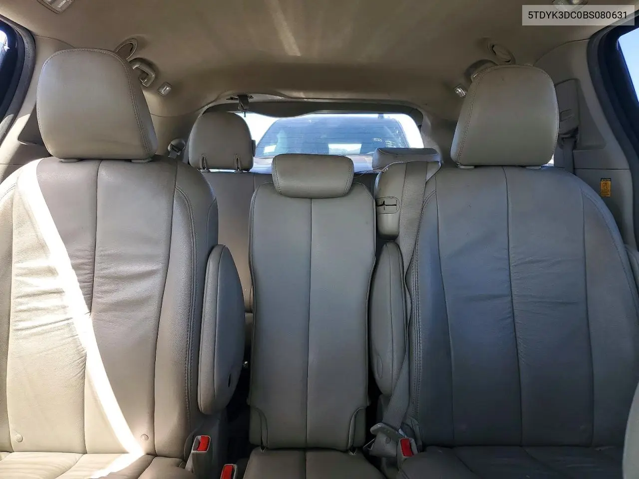 2011 Toyota Sienna Xle 8-Passenger VIN: 5TDYK3DC0BS080631 Lot: 57601136