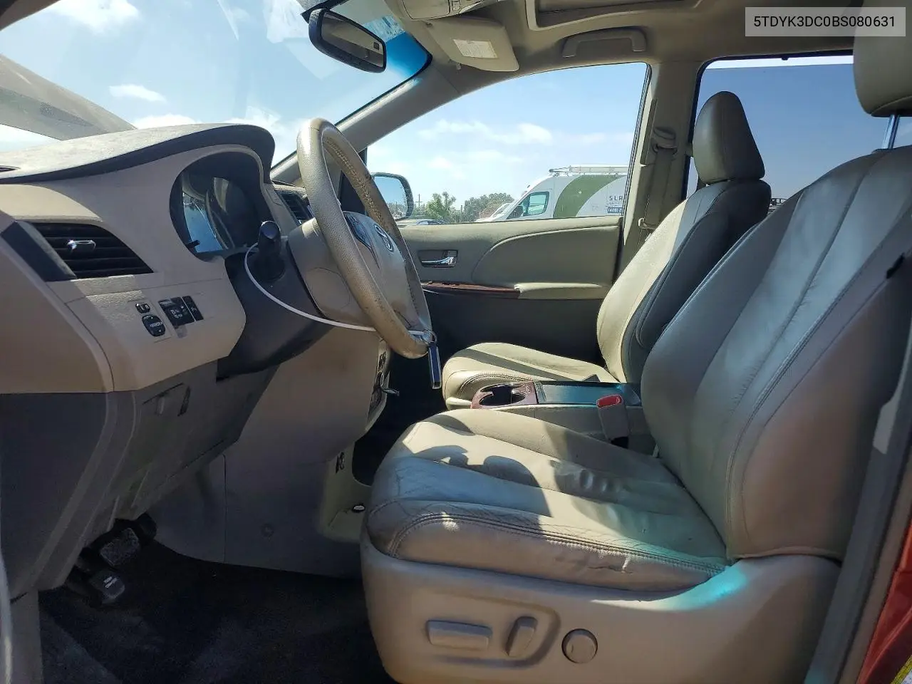 2011 Toyota Sienna Xle 8-Passenger VIN: 5TDYK3DC0BS080631 Lot: 57601136
