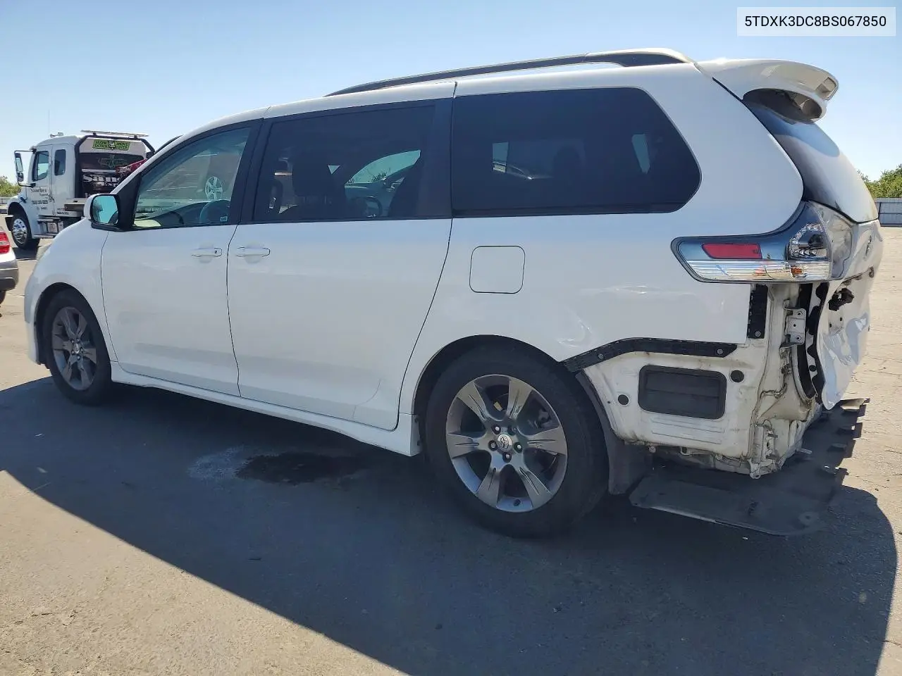 2011 Toyota Sienna Sport VIN: 5TDXK3DC8BS067850 Lot: 59348386