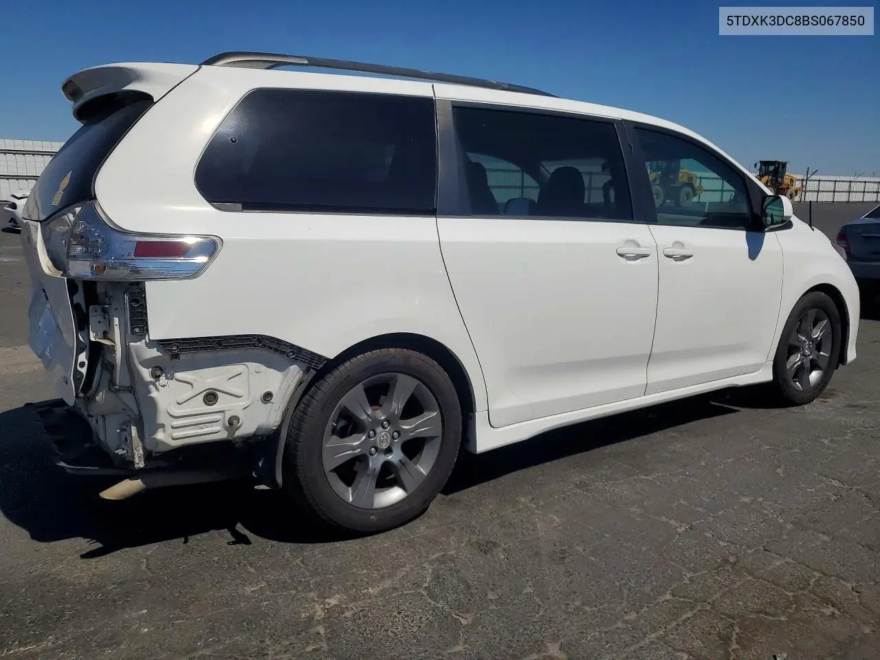 2011 Toyota Sienna Sport VIN: 5TDXK3DC8BS067850 Lot: 59348386