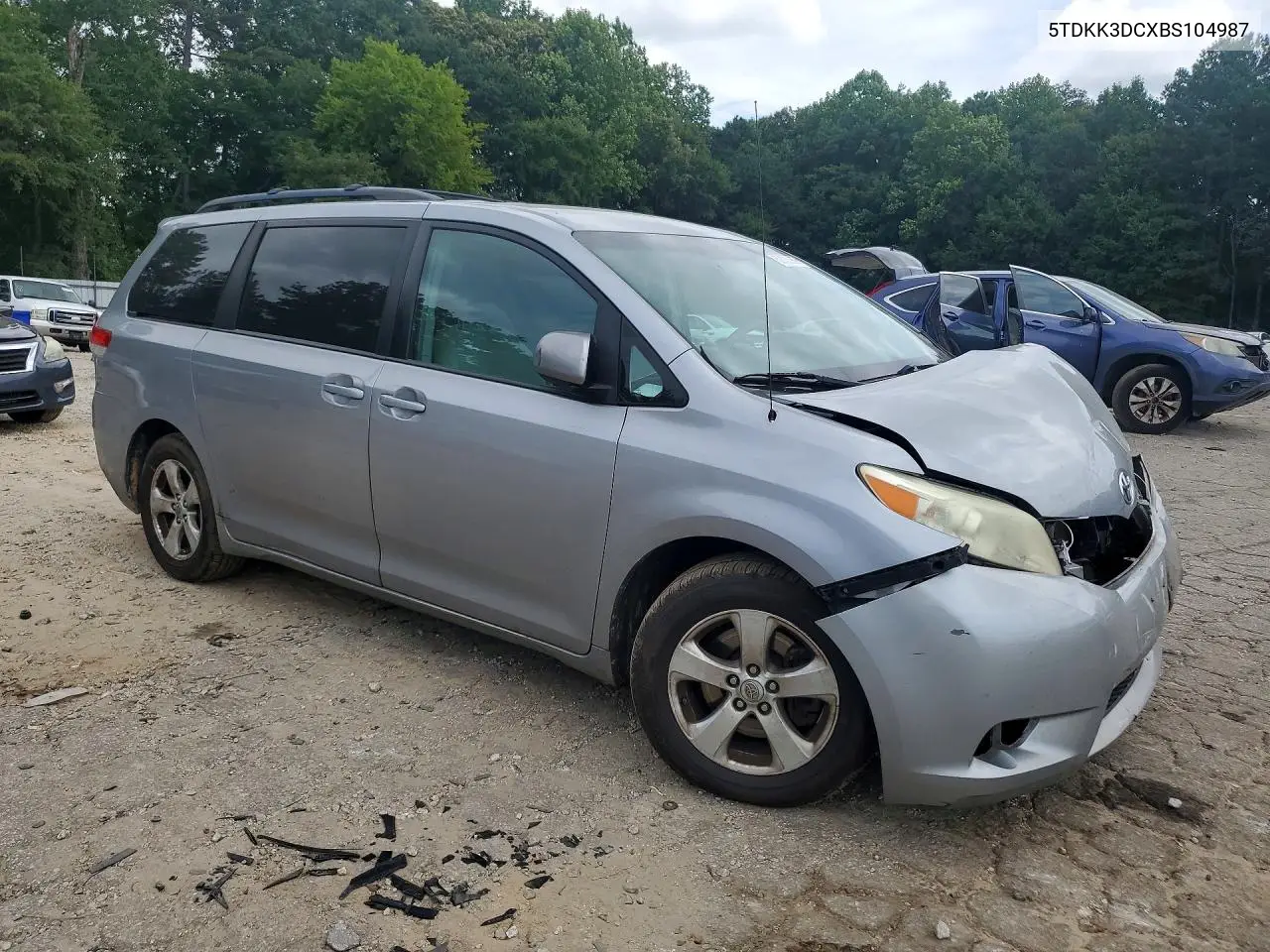 2011 Toyota Sienna Le VIN: 5TDKK3DCXBS104987 Lot: 62100966