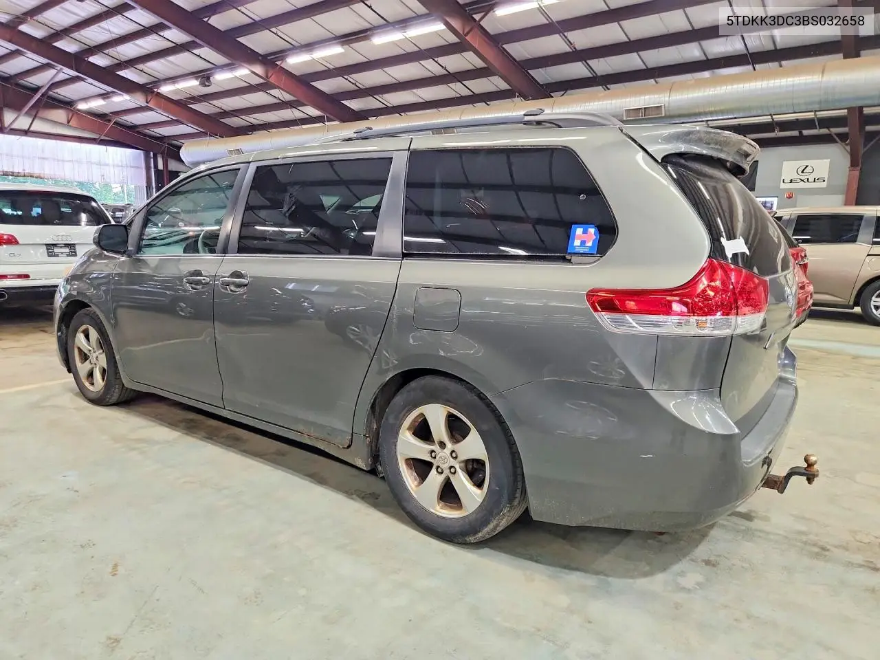 2011 Toyota Sienna Le VIN: 5TDKK3DC3BS032658 Lot: 62110476