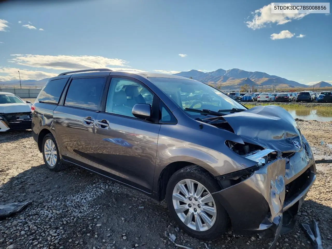 5TDDK3DC7BS008856 2011 Toyota Sienna Xle