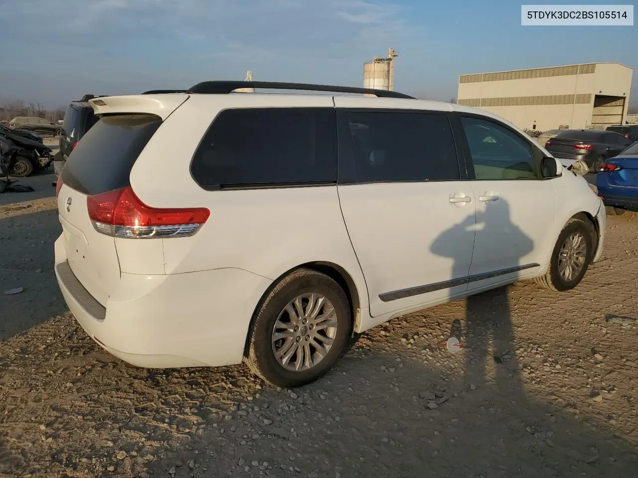 5TDYK3DC2BS105514 2011 Toyota Sienna Xle