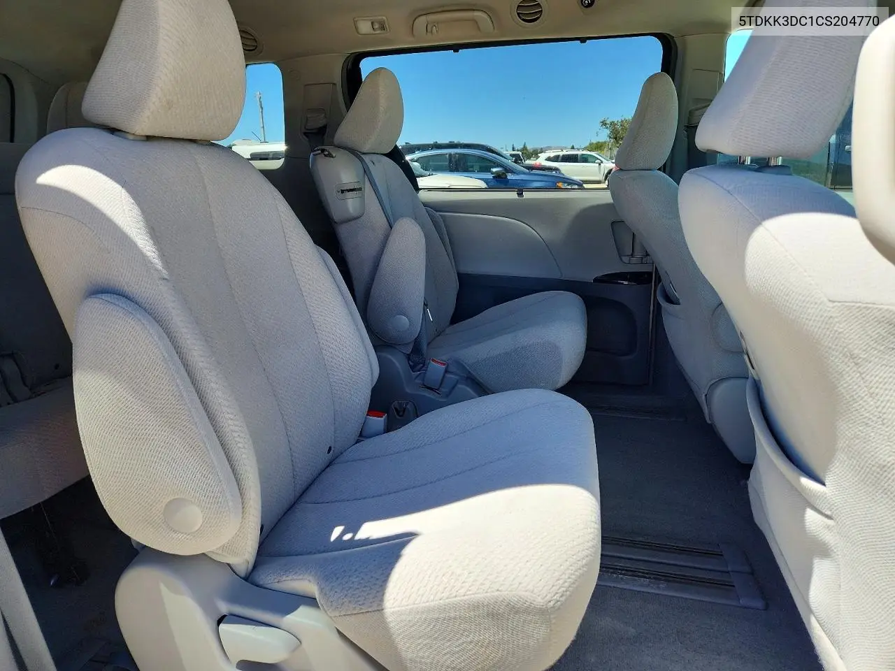 2012 Toyota Sienna Le VIN: 5TDKK3DC1CS204770 Lot: 61625436