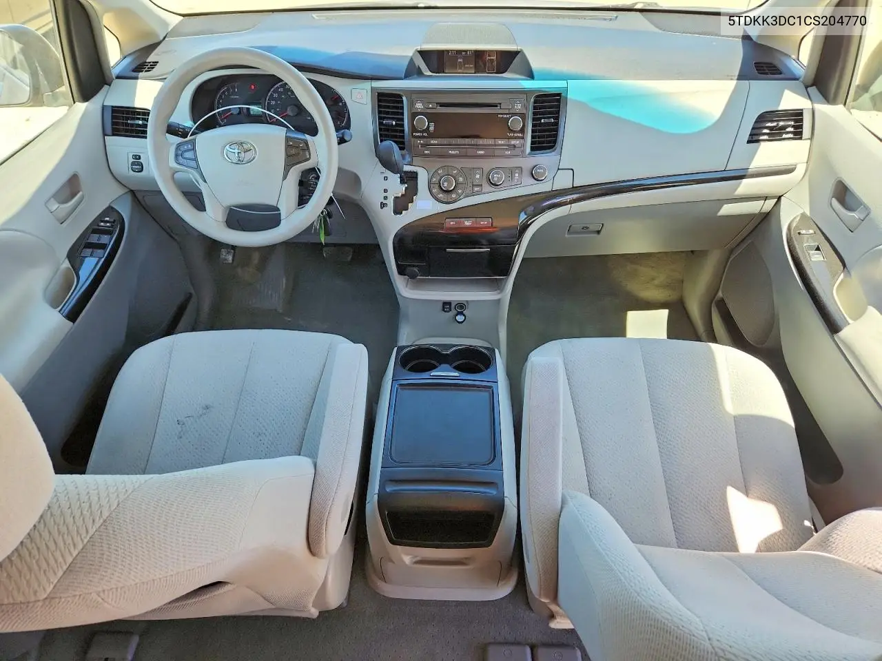 2012 Toyota Sienna Le VIN: 5TDKK3DC1CS204770 Lot: 61625436