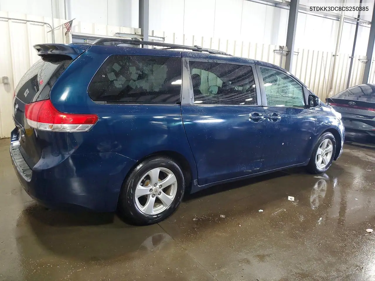 2012 Toyota Sienna Le VIN: 5TDKK3DC8CS250385 Lot: 62205176