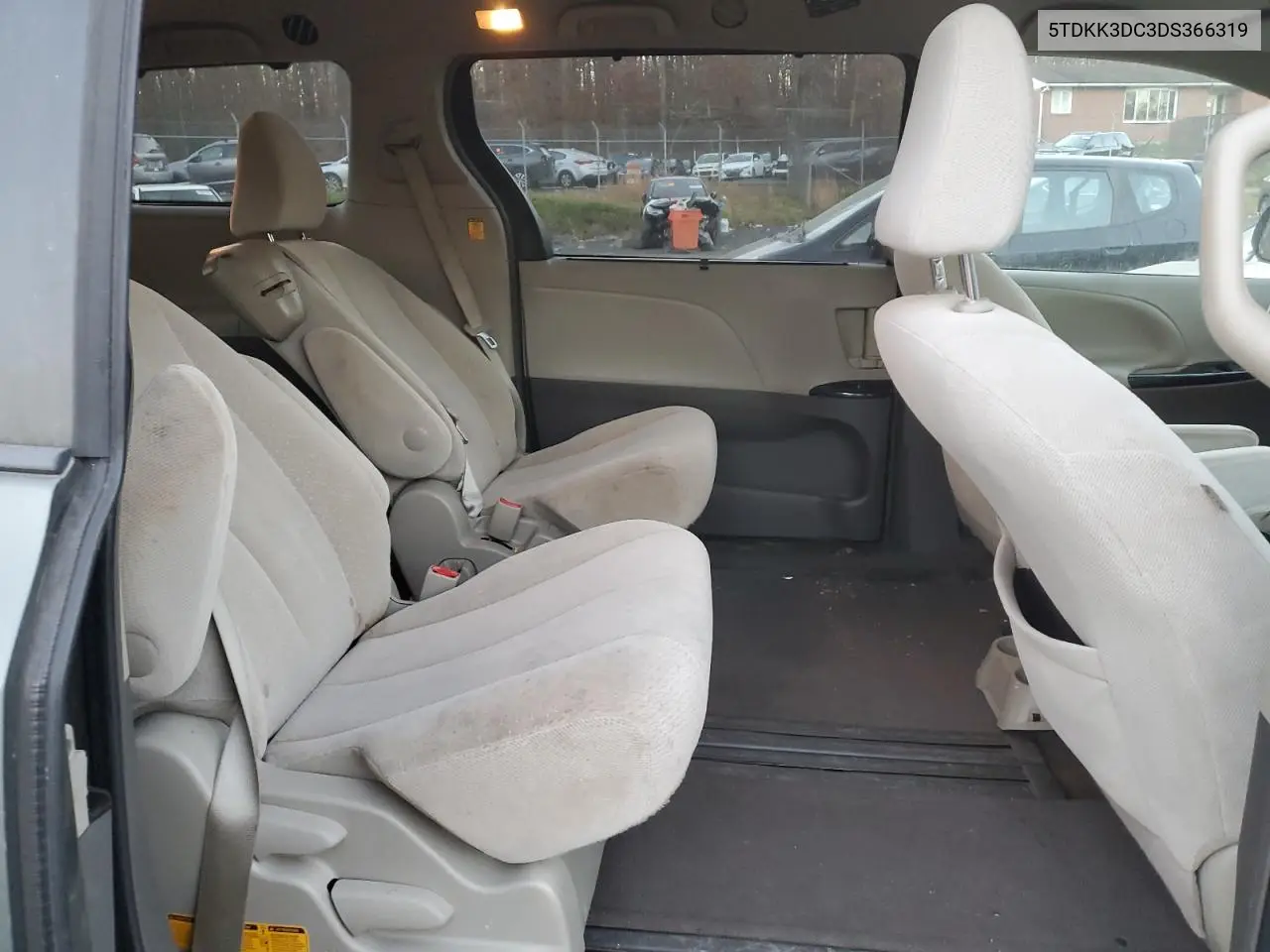 5TDKK3DC3DS366319 2013 Toyota Sienna