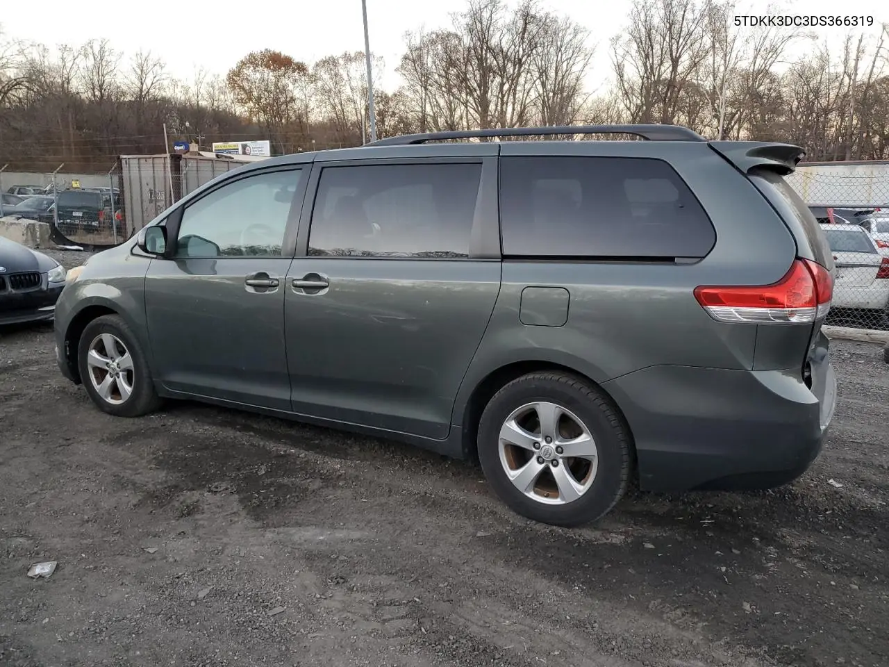 5TDKK3DC3DS366319 2013 Toyota Sienna