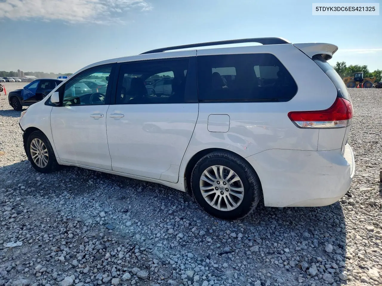 2014 Toyota Sienna Xle 8-Passenger VIN: 5TDYK3DC6ES421325 Lot: 60034286