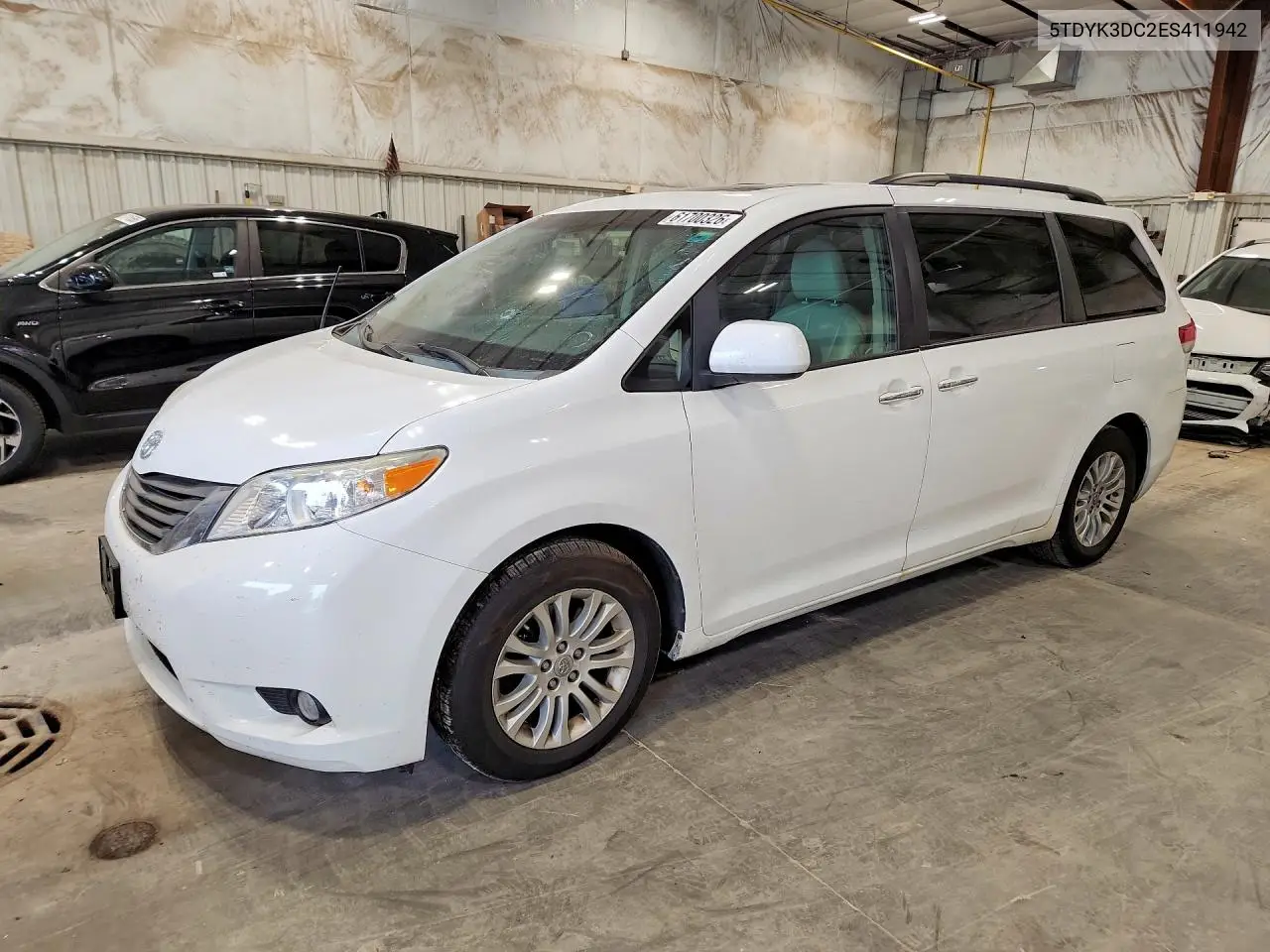 2014 Toyota Sienna Xle 8-Passenger VIN: 5TDYK3DC2ES411942 Lot: 61700326