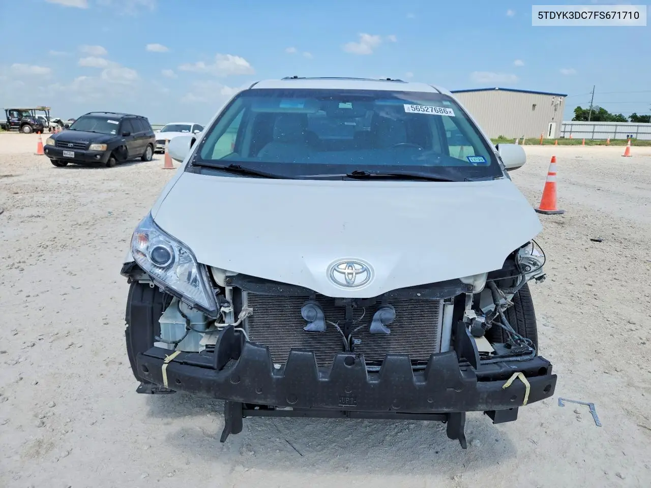 2015 Toyota Sienna Xle 8-Passenger VIN: 5TDYK3DC7FS671710 Lot: 56527686