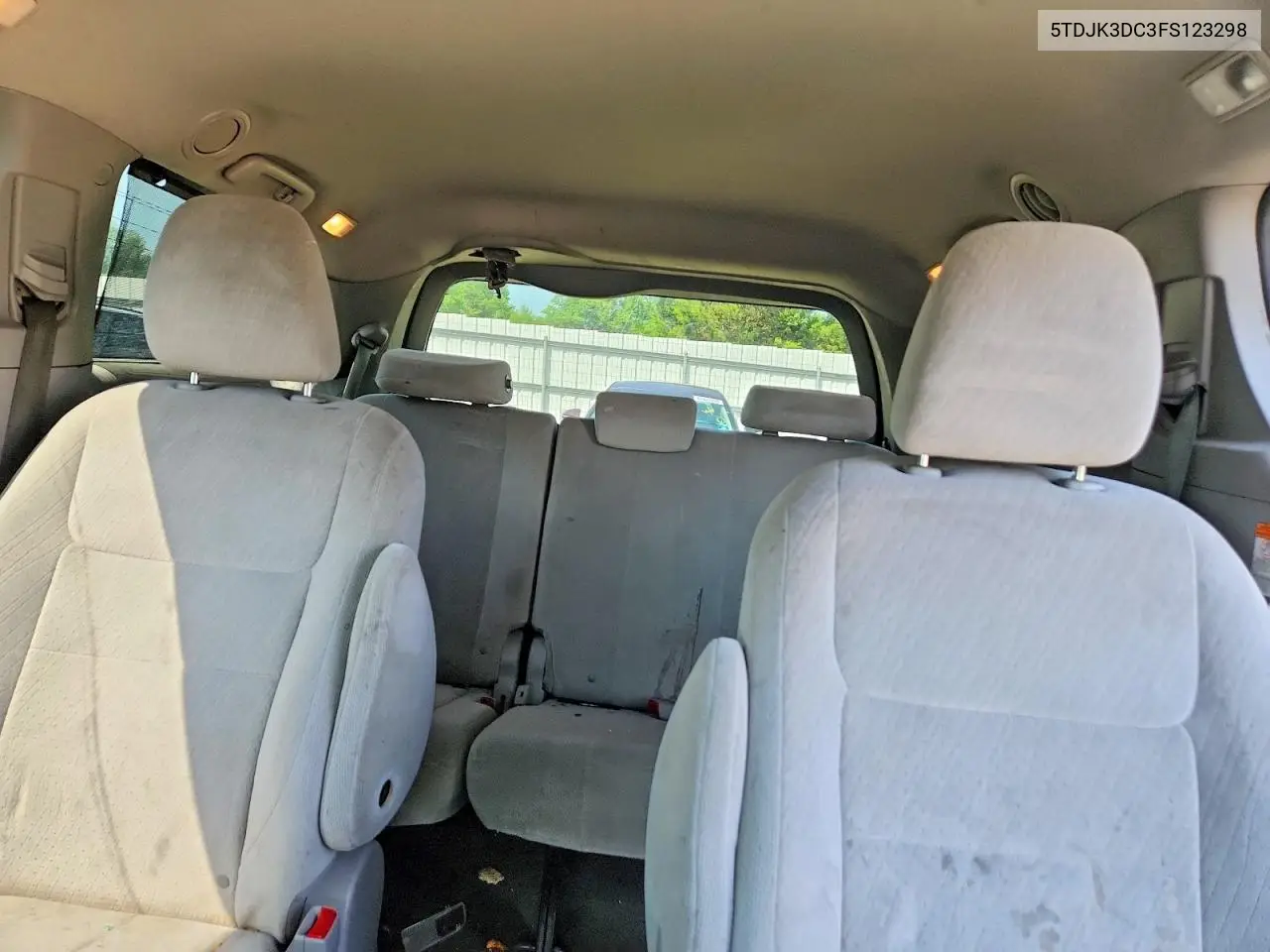 2015 Toyota Sienna Le VIN: 5TDJK3DC3FS123298 Lot: 60415116