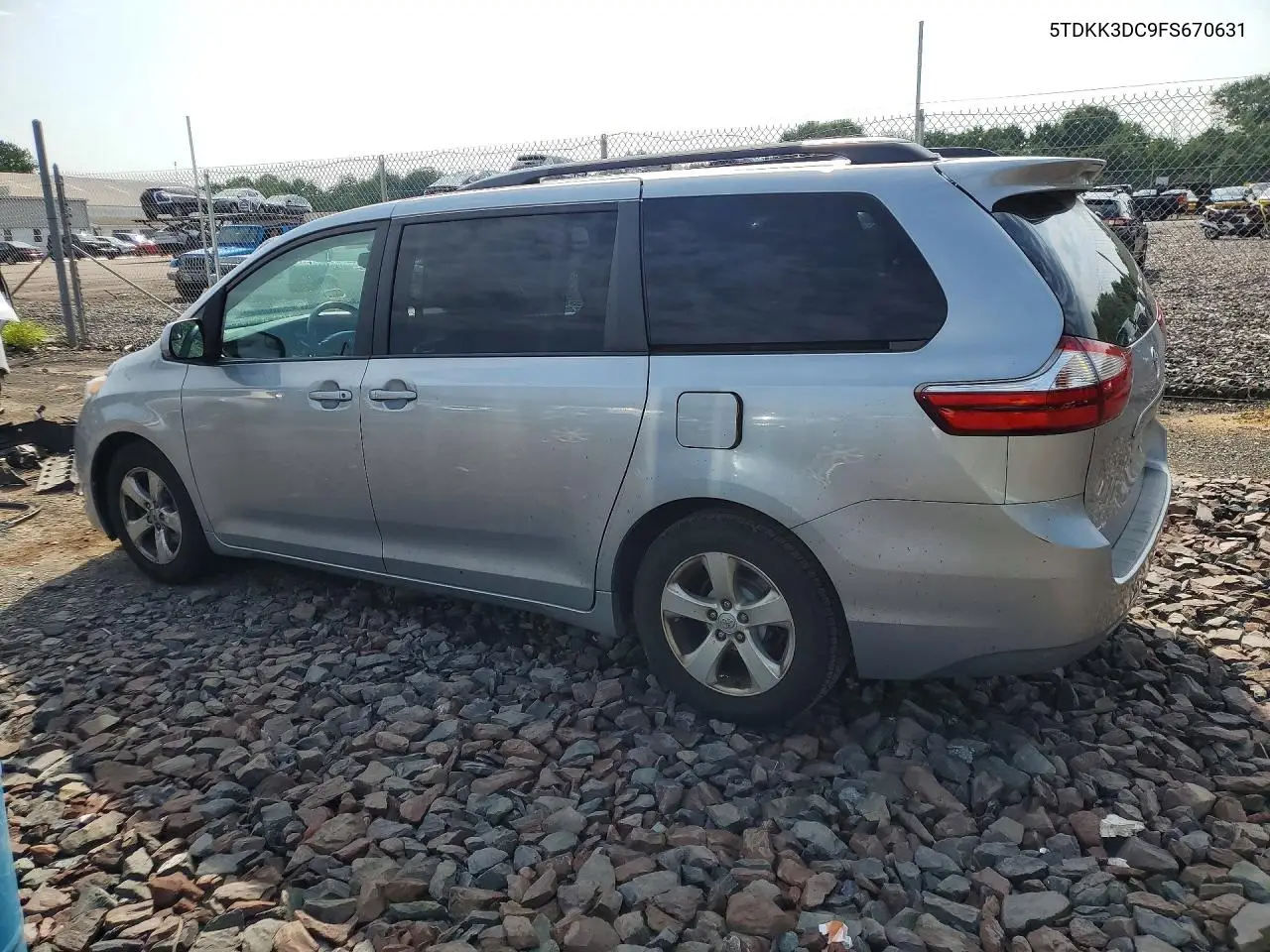 2015 Toyota Sienna Le VIN: 5TDKK3DC9FS670631 Lot: 61714996