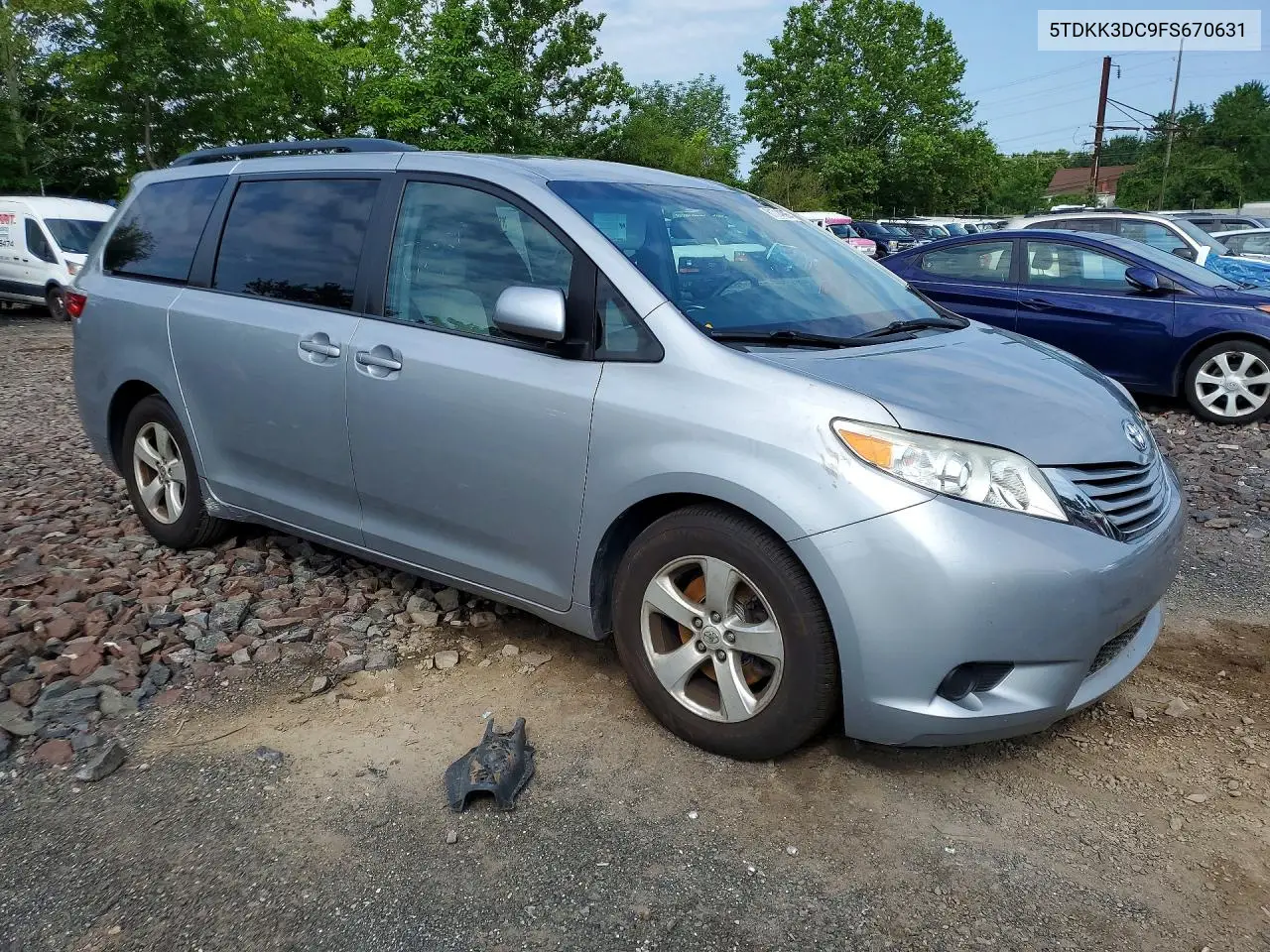 2015 Toyota Sienna Le VIN: 5TDKK3DC9FS670631 Lot: 61714996