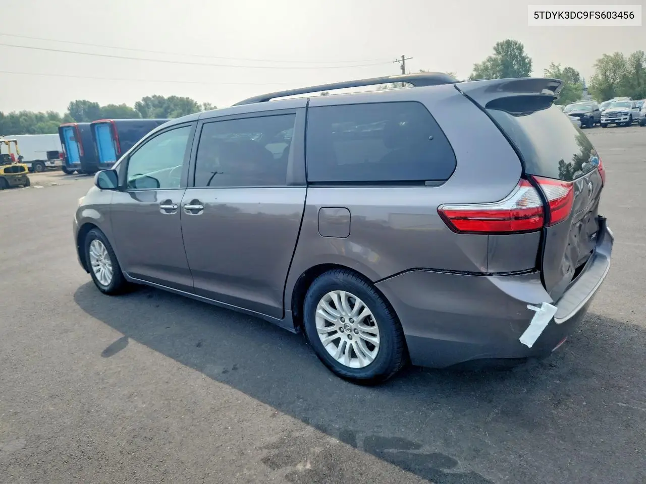2015 Toyota Sienna Xle 8-Passenger VIN: 5TDYK3DC9FS603456 Lot: 62343696
