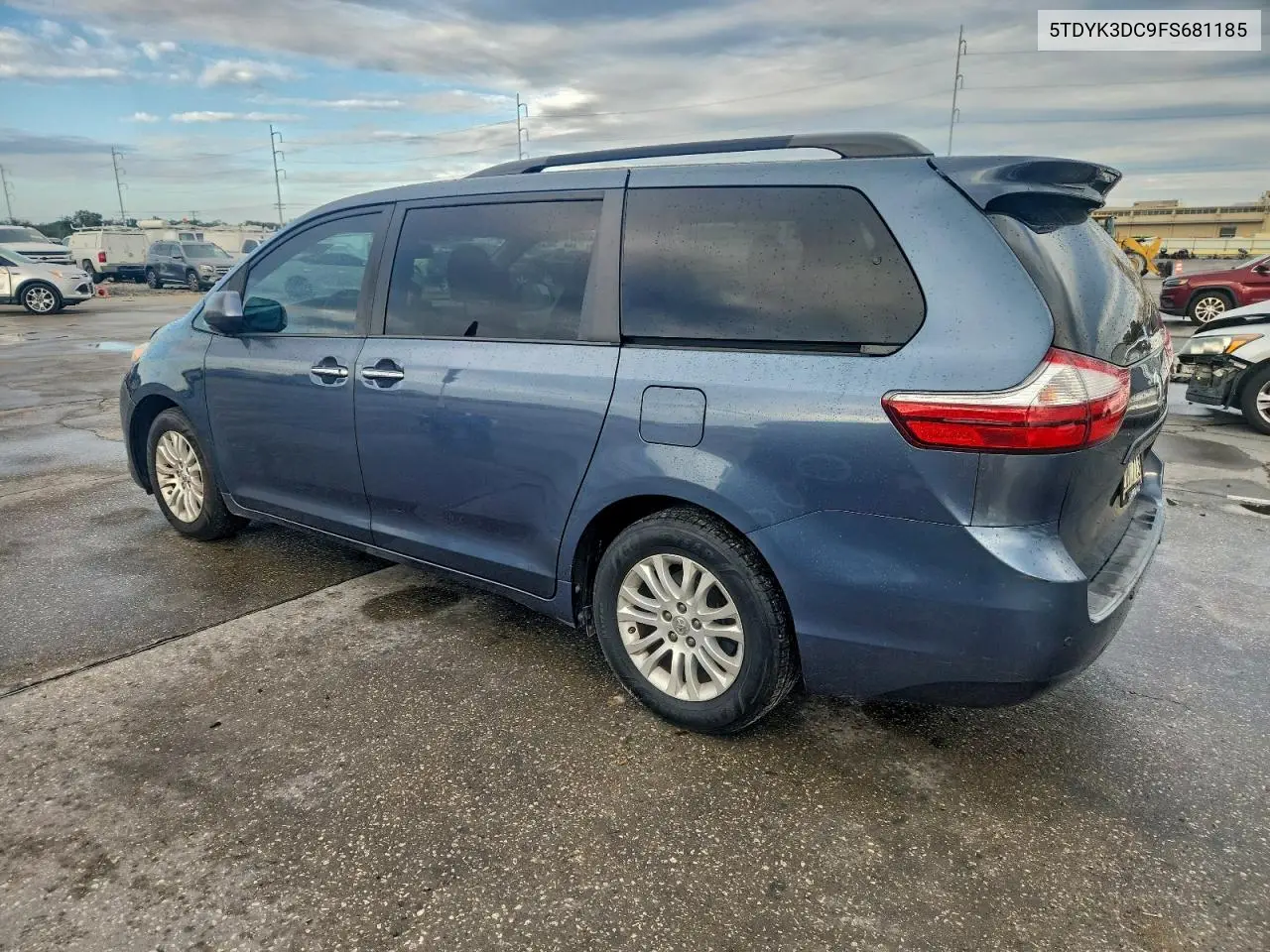 5TDYK3DC9FS681185 2015 Toyota Sienna Xle