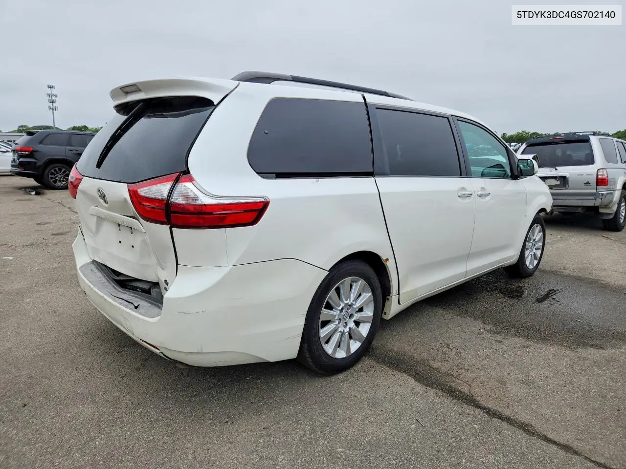 5TDYK3DC4GS702140 2016 Toyota Sienna Xle 8-Passenger