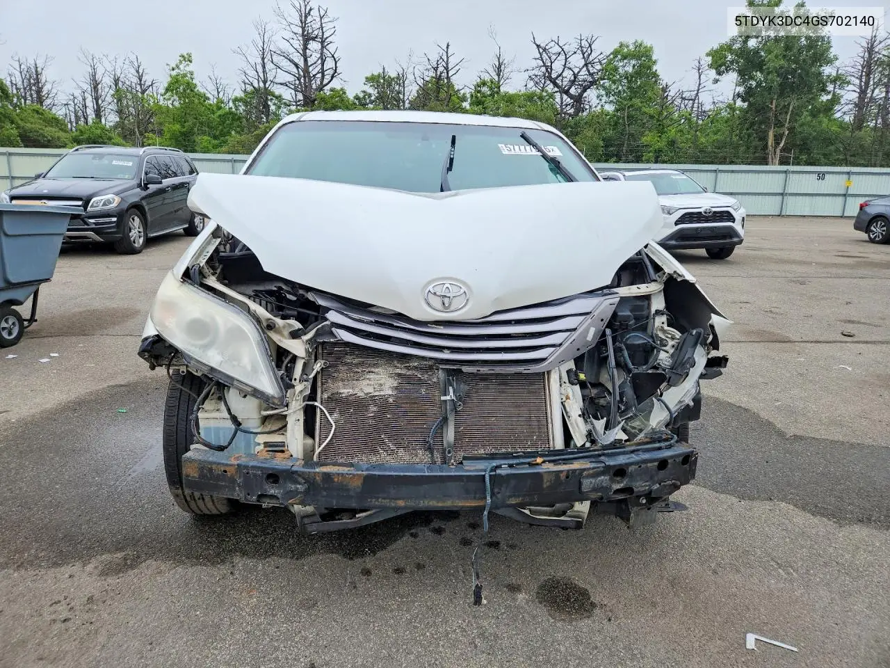 5TDYK3DC4GS702140 2016 Toyota Sienna Xle 8-Passenger