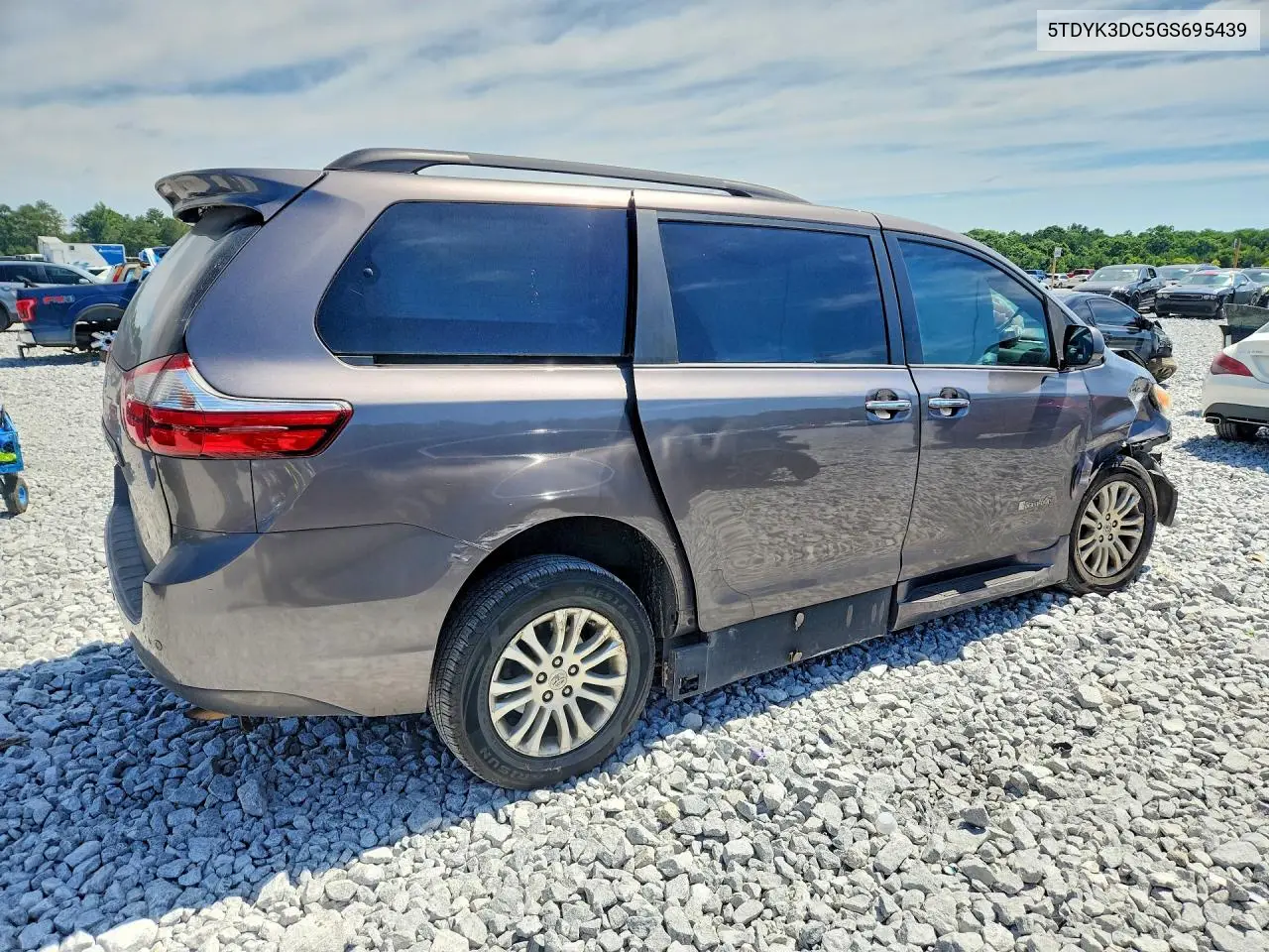 2016 Toyota Sienna Xle 8-Passenger VIN: 5TDYK3DC5GS695439 Lot: 58653646