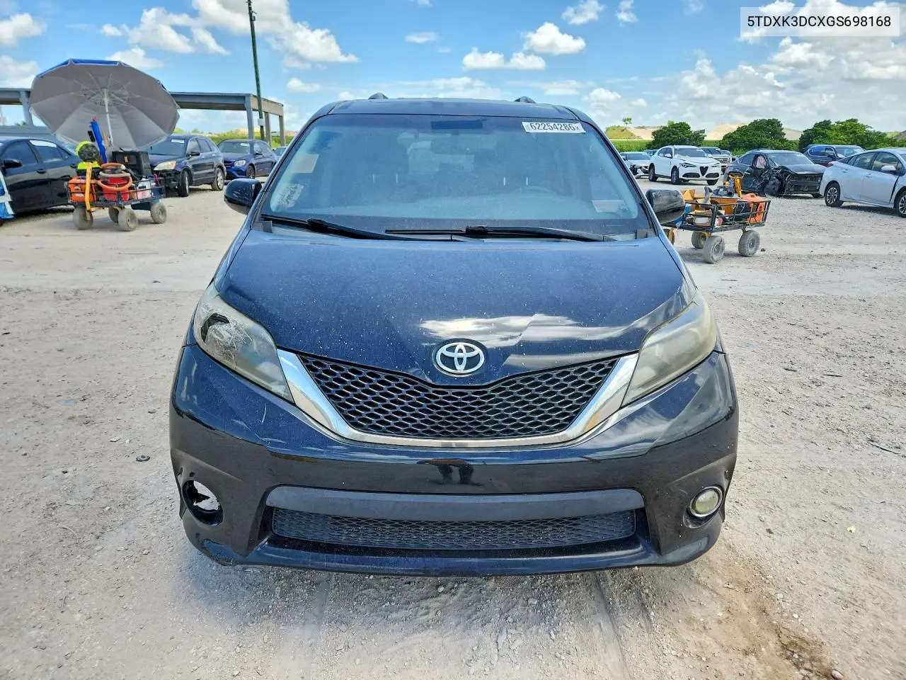 2016 Toyota Sienna Se VIN: 5TDXK3DCXGS698168 Lot: 62254286