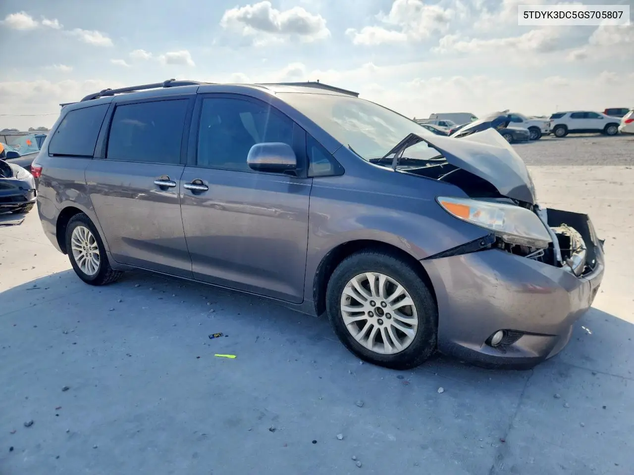 5TDYK3DC5GS705807 2016 Toyota Sienna Xle