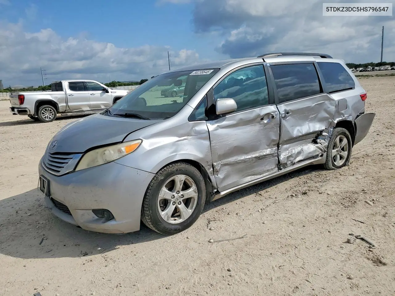 2017 Toyota Sienna Le VIN: 5TDKZ3DC5HS796547 Lot: 58238646