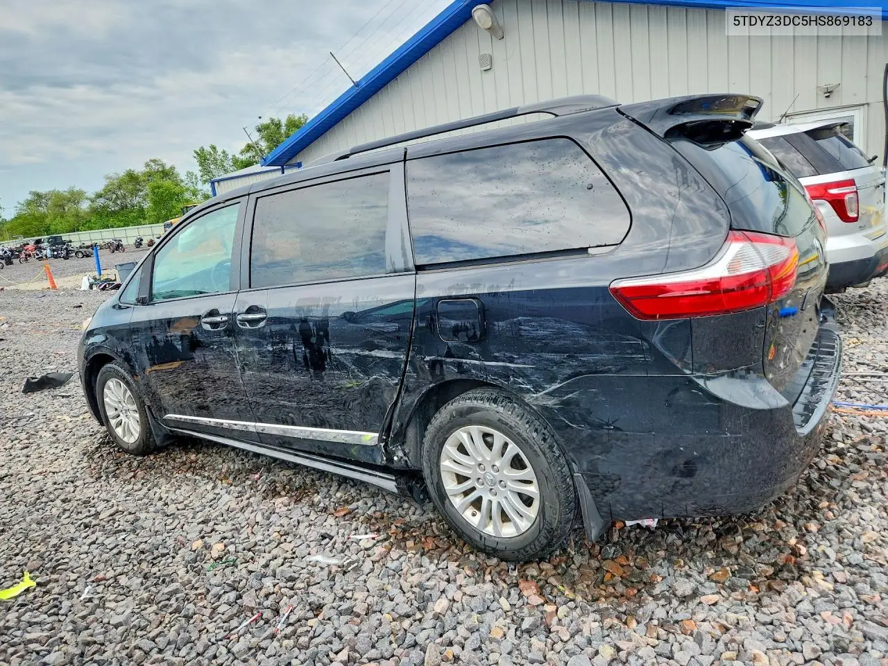 2017 Toyota Sienna Xle 8-Passenger VIN: 5TDYZ3DC5HS869183 Lot: 58567536