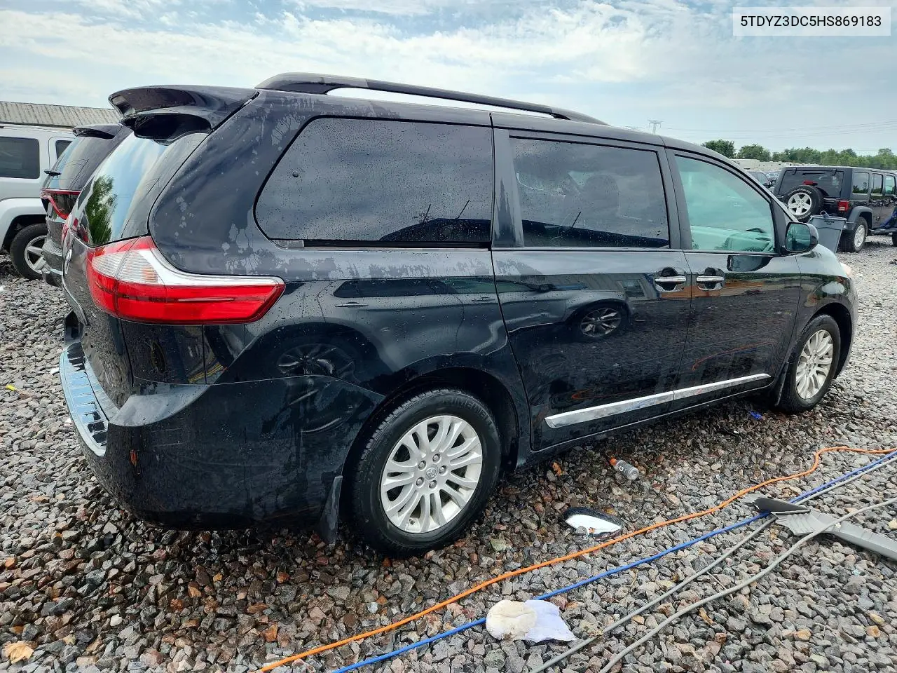 2017 Toyota Sienna Xle 8-Passenger VIN: 5TDYZ3DC5HS869183 Lot: 58567536