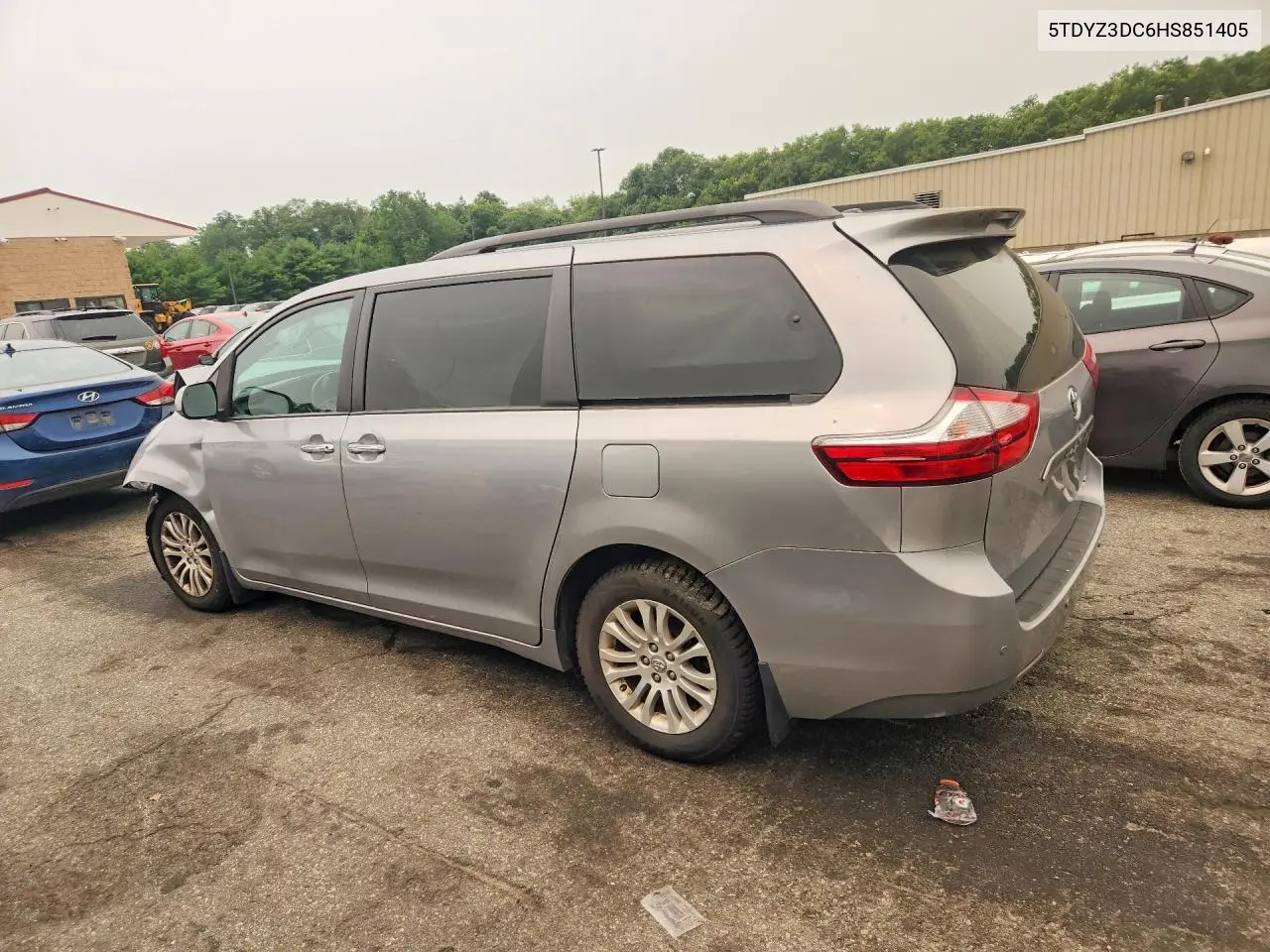 2017 Toyota Sienna Xle 8-Passenger VIN: 5TDYZ3DC6HS851405 Lot: 60690616