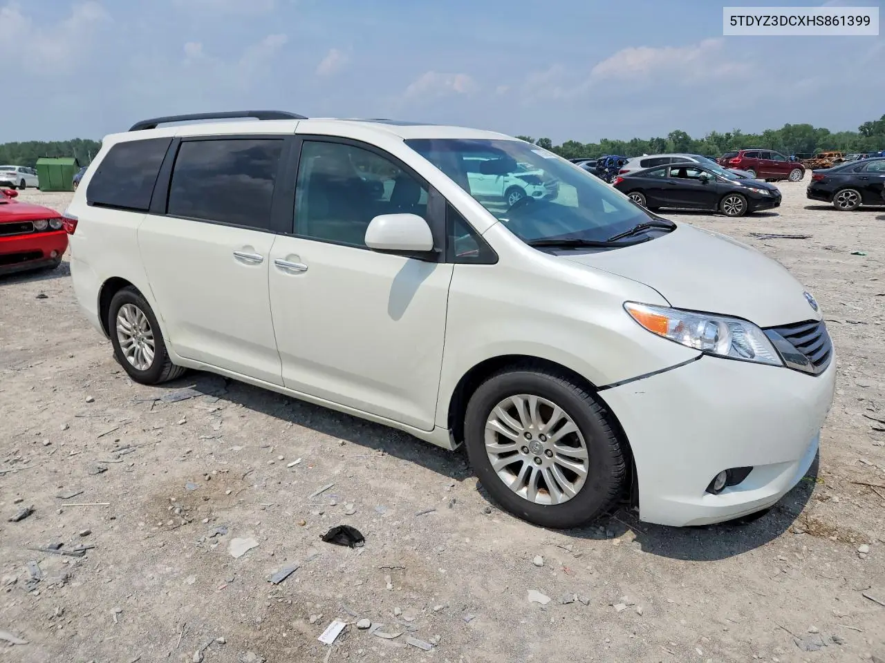 2017 Toyota Sienna Xle Premium 8-Passenger VIN: 5TDYZ3DCXHS861399 Lot: 61193766