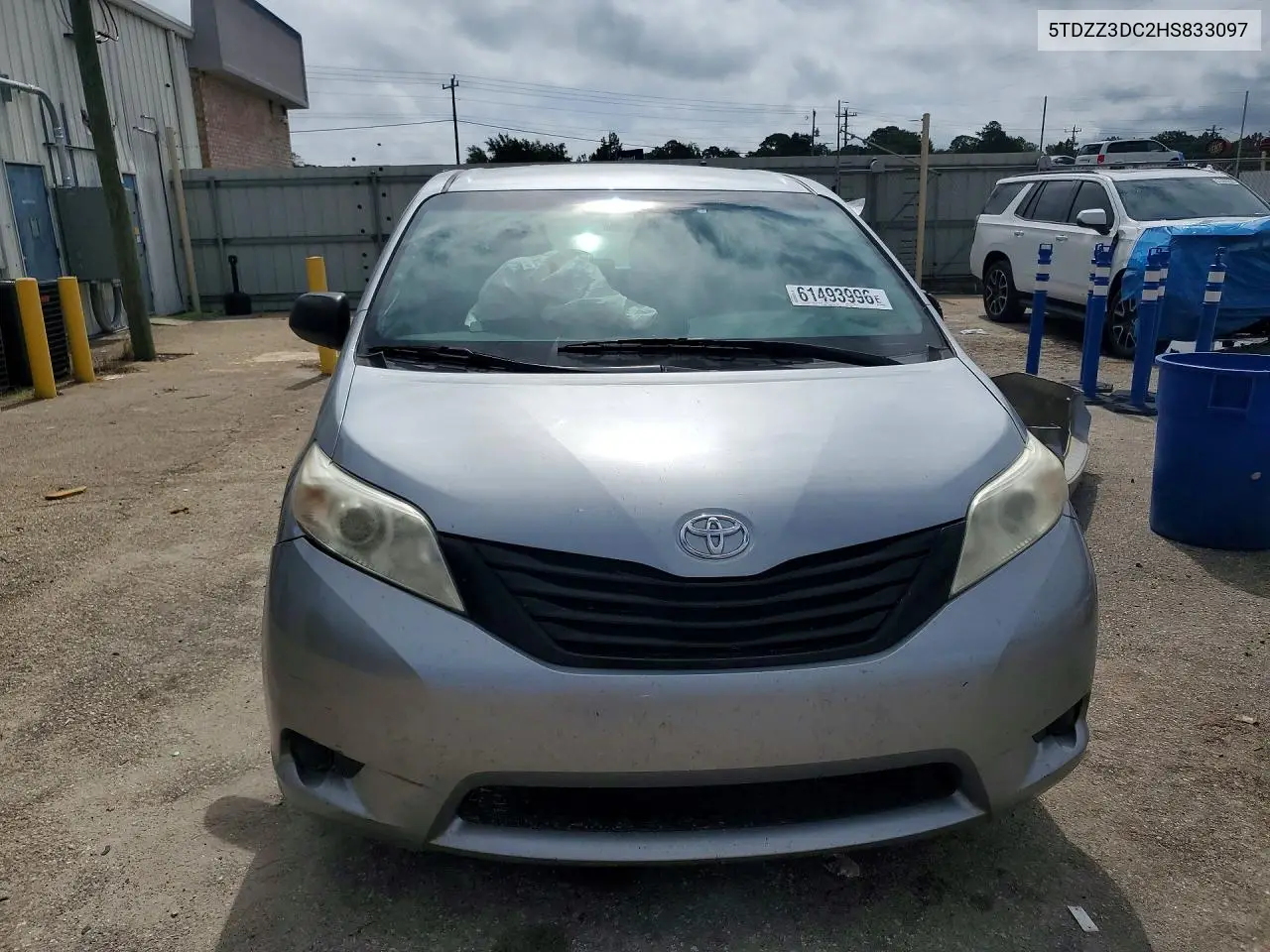 2017 Toyota Sienna VIN: 5TDZZ3DC2HS833097 Lot: 61493996