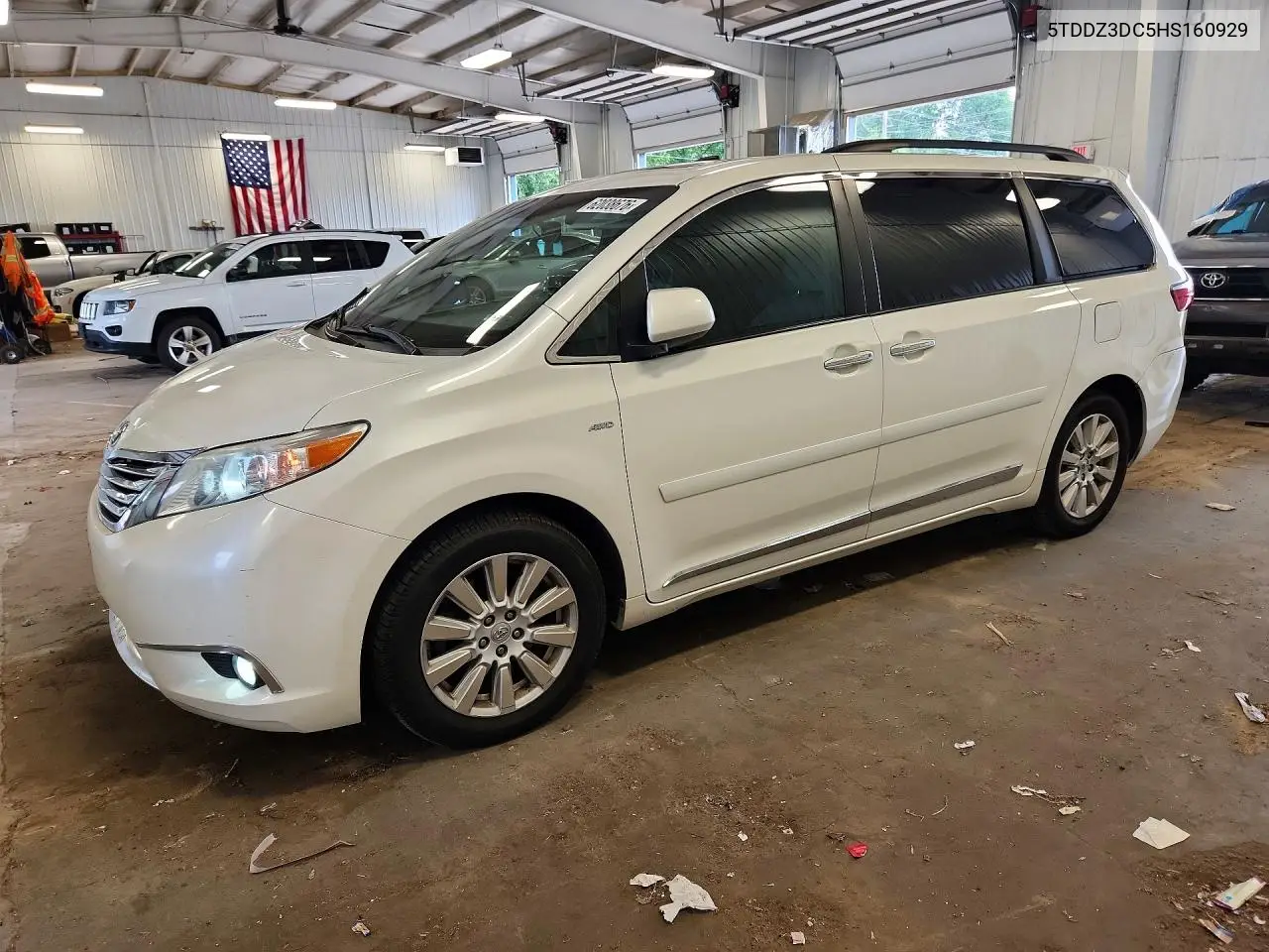 2017 Toyota Sienna Xle 7-Passenger VIN: 5TDDZ3DC5HS160929 Lot: 62038676