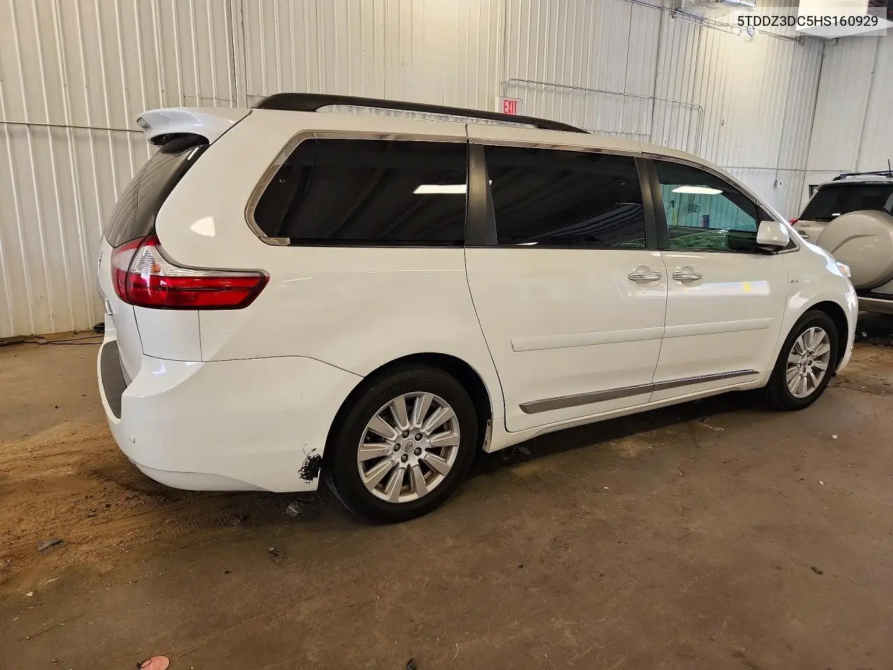 2017 Toyota Sienna Xle 7-Passenger VIN: 5TDDZ3DC5HS160929 Lot: 62038676
