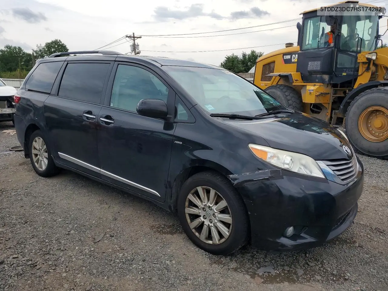 2017 Toyota Sienna Xle 7-Passenger VIN: 5TDDZ3DC7HS174282 Lot: 62095796