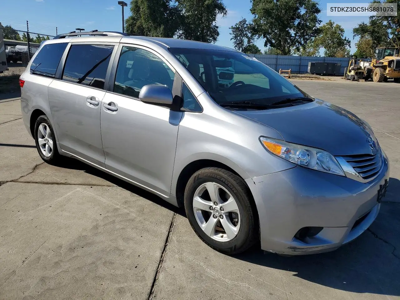 2017 Toyota Sienna Le VIN: 5TDKZ3DC5HS881078 Lot: 62110486