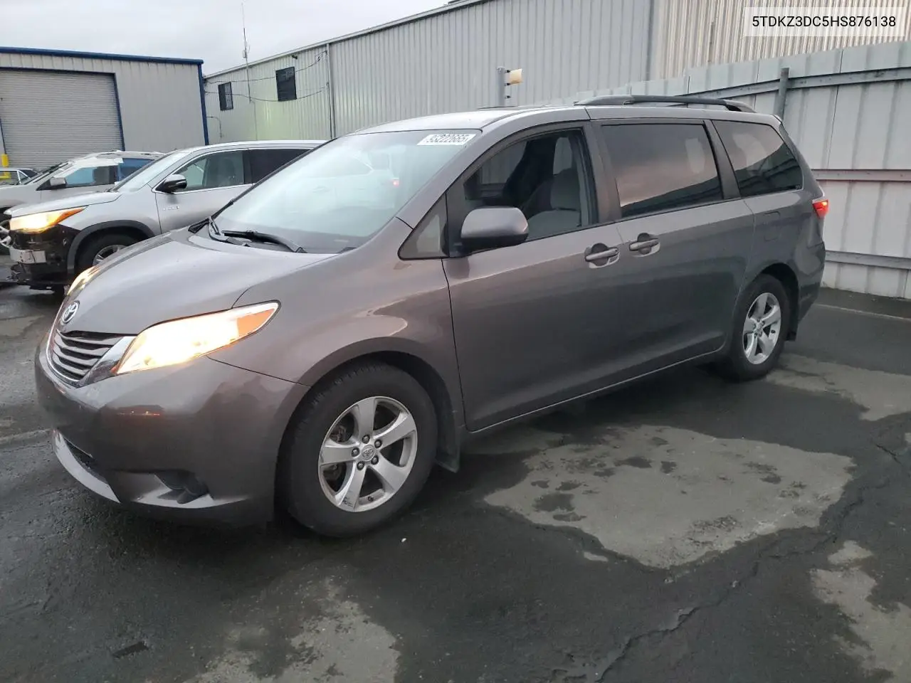 5TDKZ3DC5HS876138 2017 Toyota Sienna Le