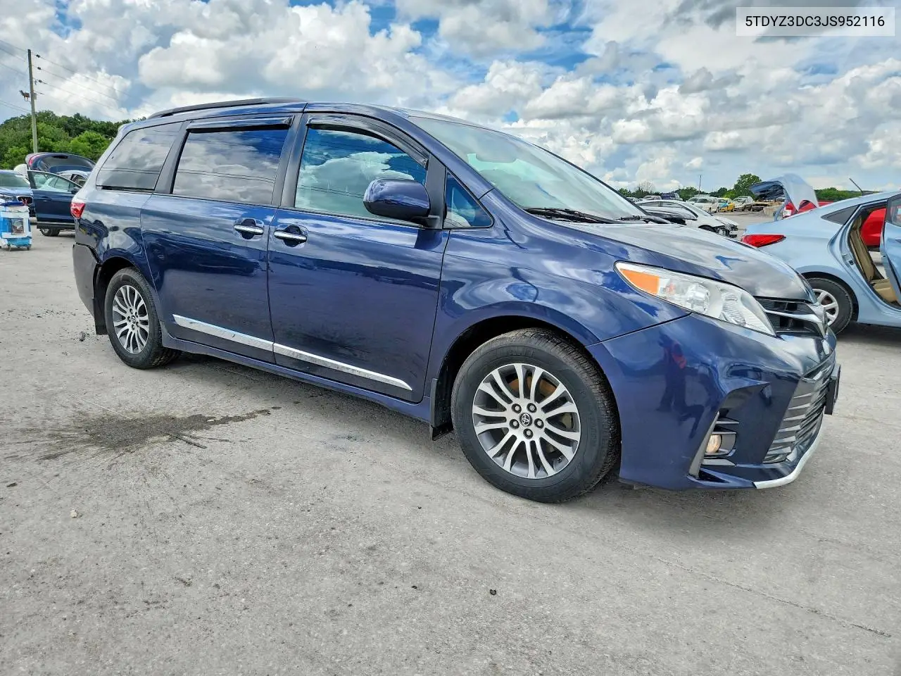 2018 Toyota Sienna Xle 8-Passenger VIN: 5TDYZ3DC3JS952116 Lot: 61036996