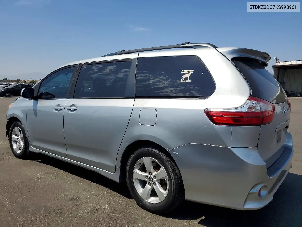 2019 Toyota Sienna Le VIN: 5TDKZ3DC7KS998961 Lot: 58434036