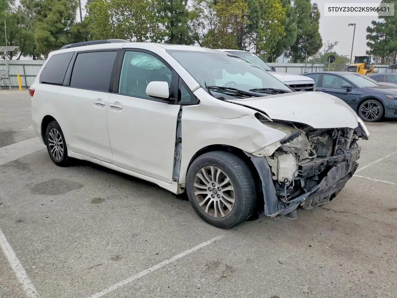 2019 Toyota Sienna Xle 8-Passenger VIN: 5TDYZ3DC2KS966431 Lot: 58772036