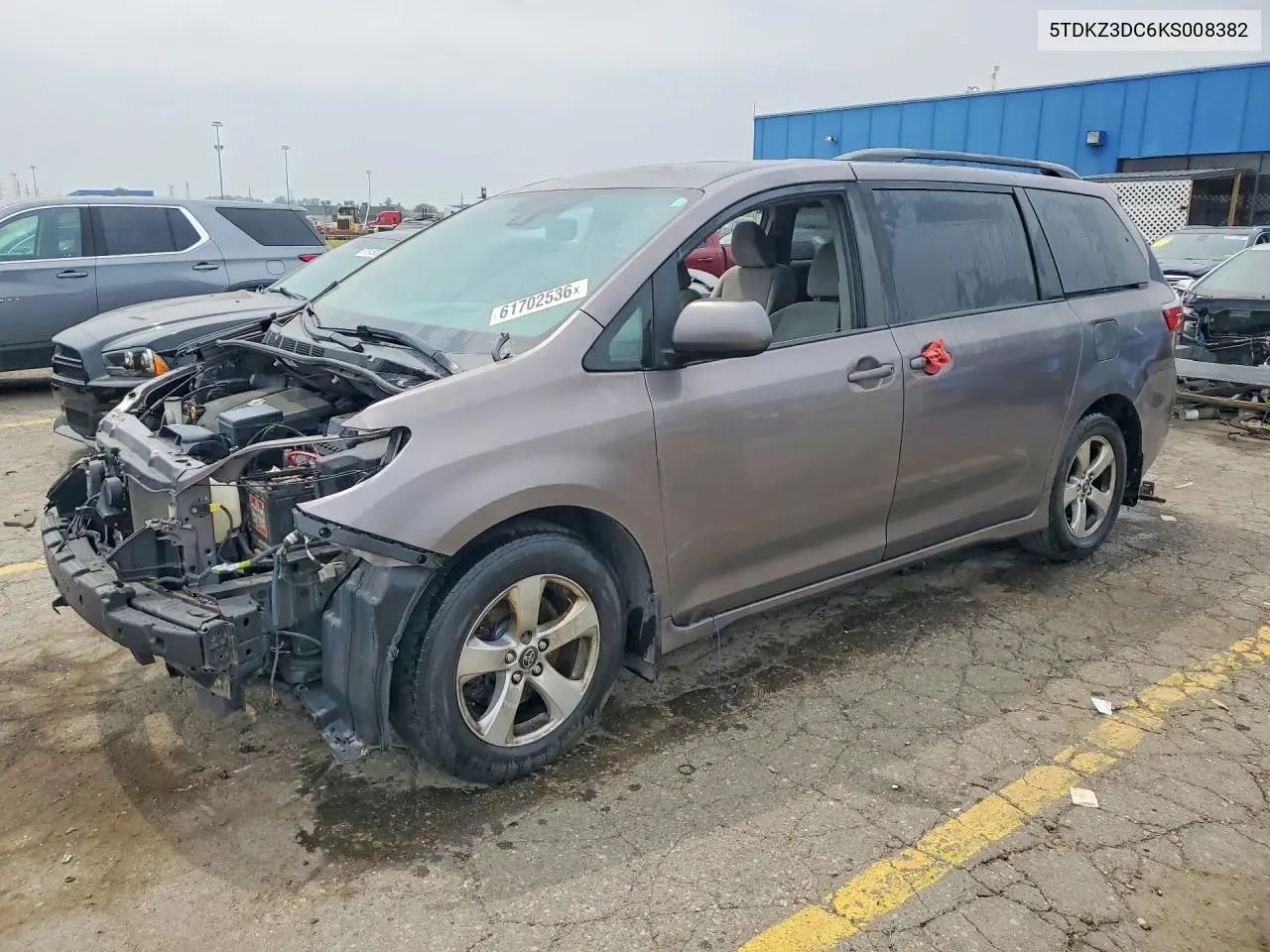2019 Toyota Sienna Le VIN: 5TDKZ3DC6KS008382 Lot: 61702536