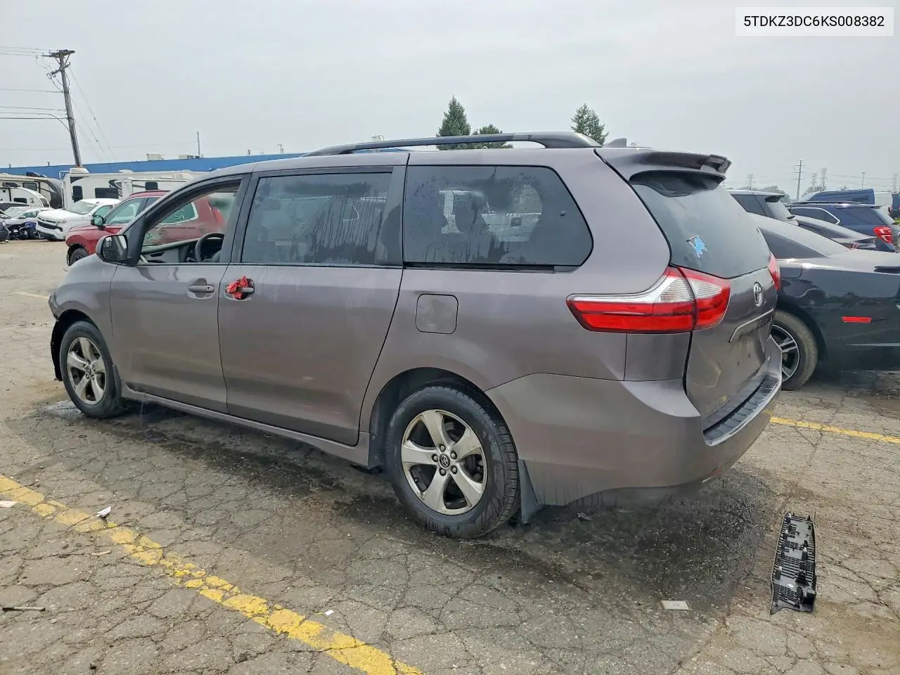 2019 Toyota Sienna Le VIN: 5TDKZ3DC6KS008382 Lot: 61702536