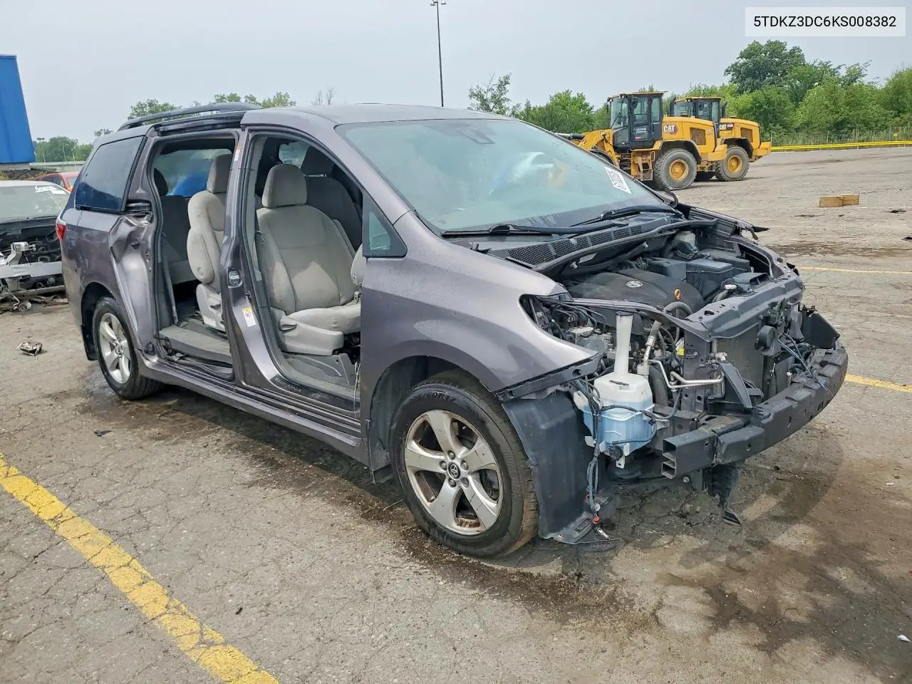 2019 Toyota Sienna Le VIN: 5TDKZ3DC6KS008382 Lot: 61702536