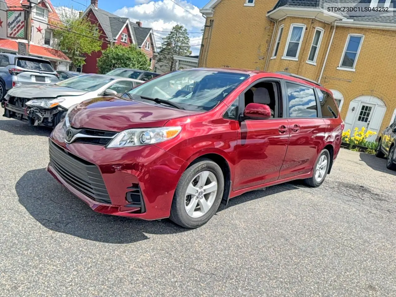 5TDKZ3DC1LS043252 2020 Toyota Sienna Le 8-Passenger