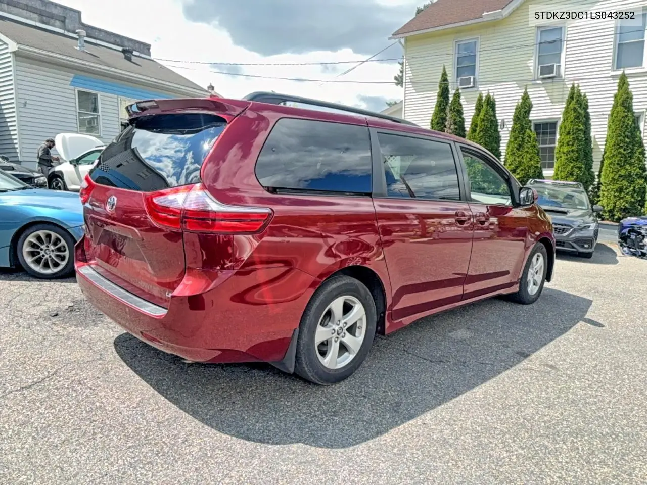 5TDKZ3DC1LS043252 2020 Toyota Sienna Le 8-Passenger