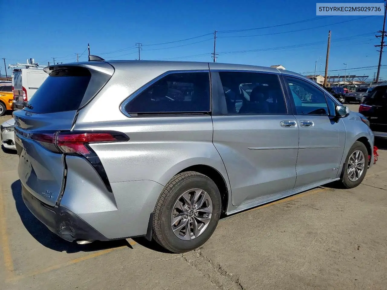 5TDYRKEC2MS029736 2021 Toyota Sienna Xle 8-Passenger