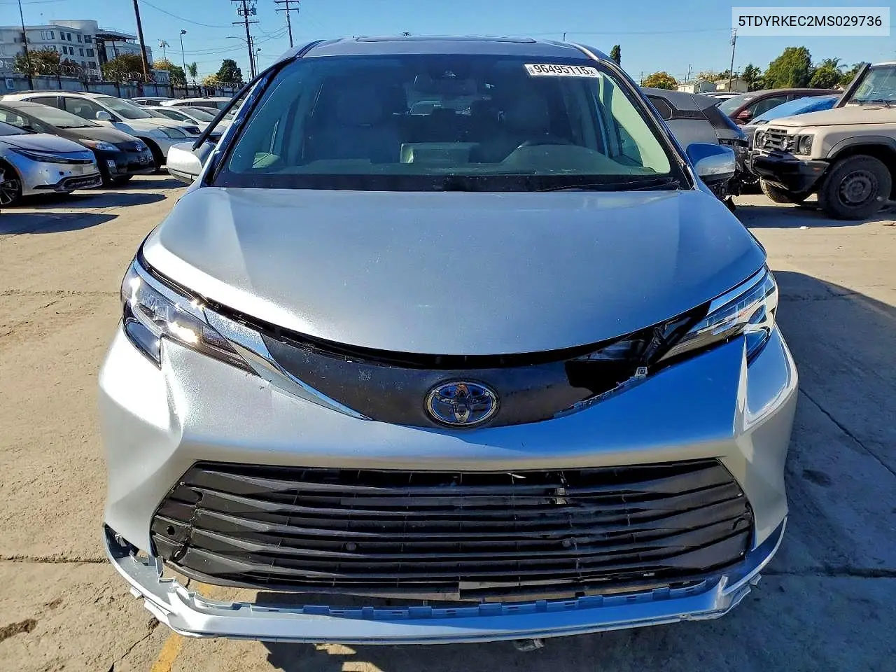 5TDYRKEC2MS029736 2021 Toyota Sienna Xle 8-Passenger