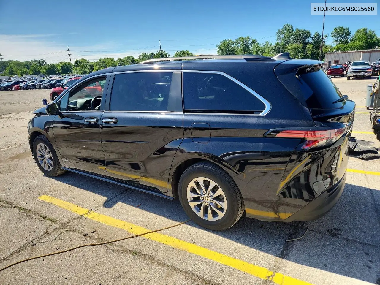 2021 Toyota Sienna Xle VIN: 5TDJRKEC6MS025660 Lot: 56517766
