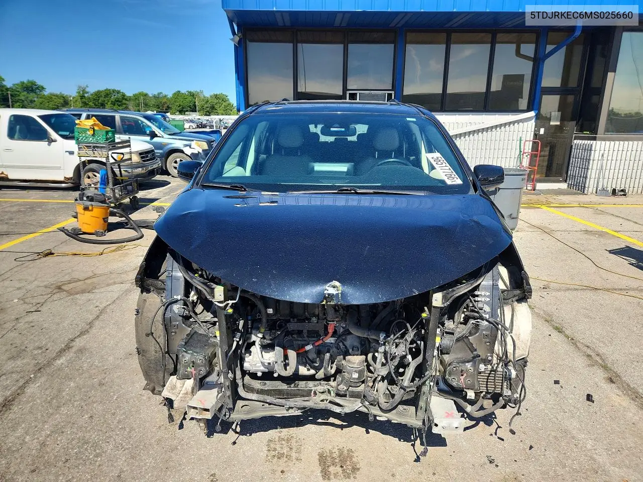 2021 Toyota Sienna Xle VIN: 5TDJRKEC6MS025660 Lot: 56517766